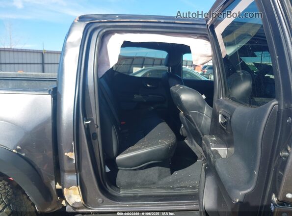 5TFCZ5AN5LX213550 2020 TOYOTA TACOMA 4WD Gray Widok naklejki z numerem VIN