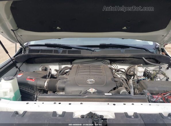 5TFDW5F15KX789169 2019 TOYOTA TUNDRA Белый Вид сзади