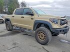 2017 Toyota Tundra Crewmax Sr5 Желто-коричневый vin: 5TFDW5F16HX609965