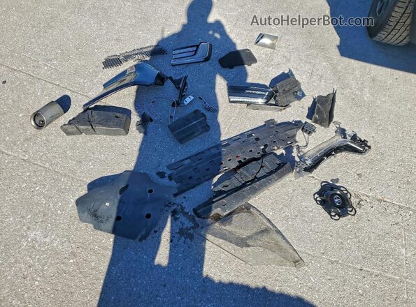 5TFDY5F10JX680109 2018 TOYOTA TUNDRA Черный Вид подкапотного пространства