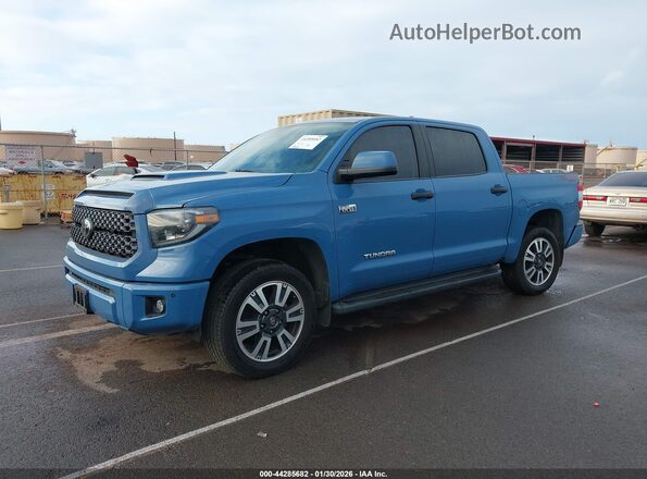 5TFDY5F13MX028928 2021 TOYOTA TUNDRA Синий Передняя левая четверть