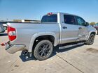 2018 Toyota Tundra Crewmax Sr5 Серебряный vin: 5TFEM5F15JX132767