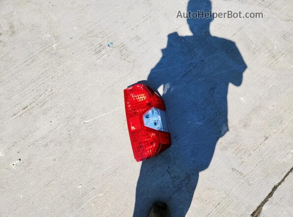 5TFEM5F15JX132767 2018 TOYOTA TUNDRA Серебряный Вид подкапотного пространства