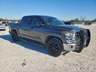 2018 Toyota Tundra Crewmax Sr5 Серый vin: 5TFEM5F19JX133601