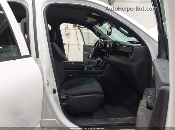 5TFKB5DB6TX354046 2026 TOYOTA TUNDRA White Вид салону спереду