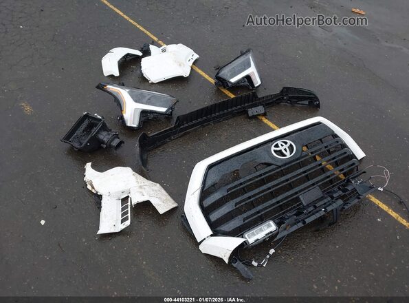 5TFLA5DB0TX345365 2026 TOYOTA TUNDRA Белый Вид щитка приборов