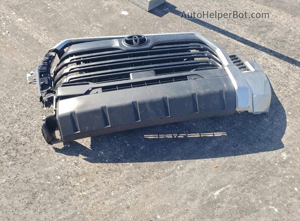 5TFLA5DB2PX115395 2023 TOYOTA TUNDRA Серебряный Вид подкапотного пространства