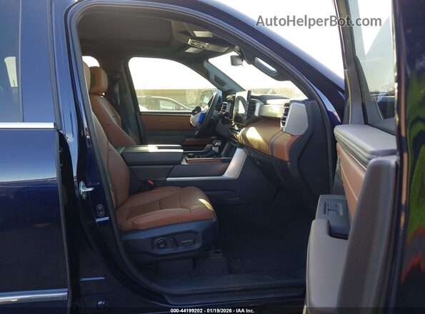5TFMA5DB9TX369099 2026 TOYOTA TUNDRA Blue Widok wnętrza z przodu