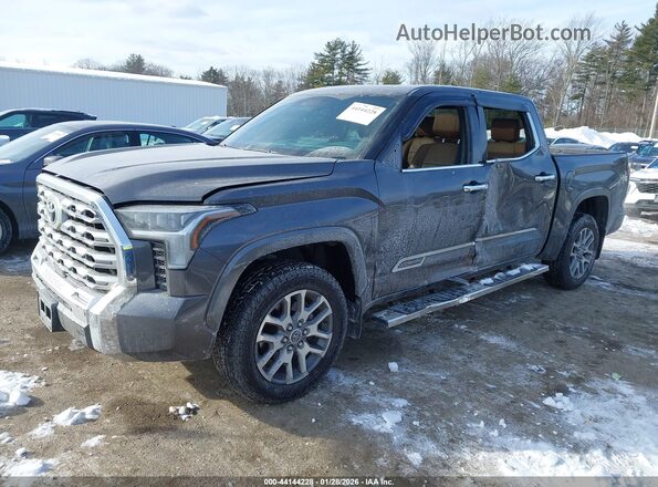 5TFMA5DBXPX078763 2023 TOYOTA TUNDRA Gray წინა მარცხენა ხედი სამი მეოთხედიდან