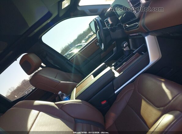 5TFMC5DB0RX077490 2024 TOYOTA TUNDRA HYBRID Gray Вид салону спереду