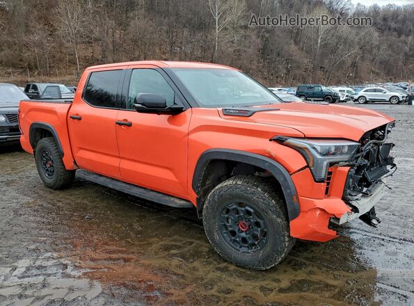 5TFPC5DB3NX005125 2022 TOYOTA LIMITED Оранжевый Передняя правая четверть