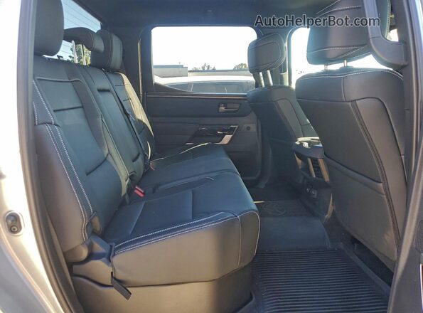 5TFWA5DB3TX346782 2026 TOYOTA LIMITED Серебряный Вид задних сидений