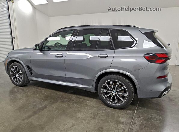 5UX13EU02T9225747 2026 BMW X5 Серый Задняя левая четверть