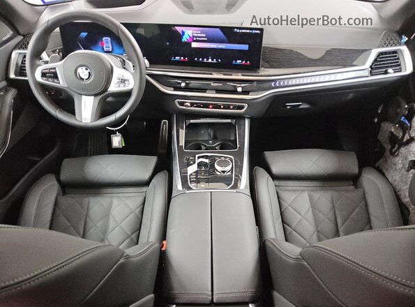 5UX13EU02T9225747 2026 BMW X5 Серый 