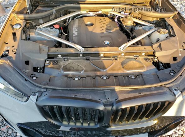 5UX13EU04R9V57665 2024 BMW X5 Серый Вид подкапотного пространства