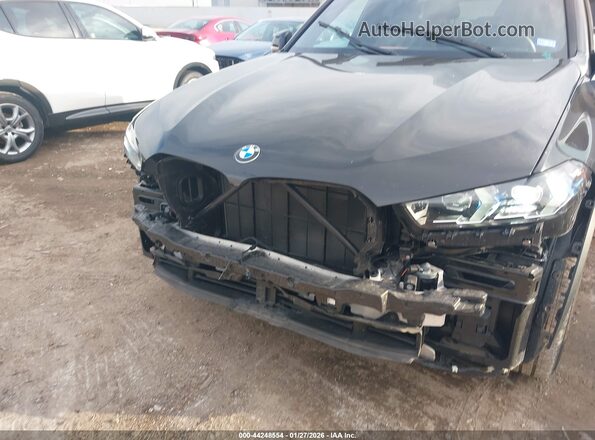 5UX13EU06T9053030 2026 BMW X5 Черный Вид спереди