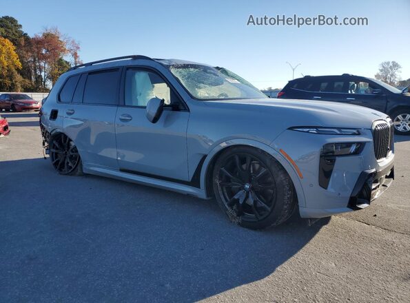 5UX23EM02T9055345 2026 BMW X7 Blue Front right