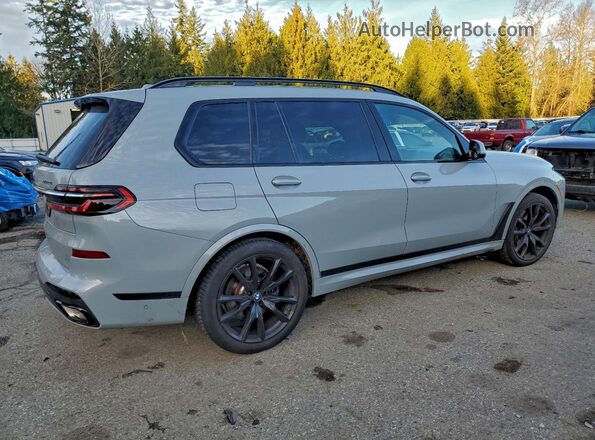 5UX23EM03P9R30194 2023 BMW X7 Gray Trasero derecho