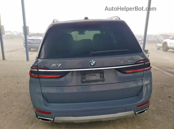5UX23EM03S9000532 2025 BMW X7 Gray უკანა ხედი