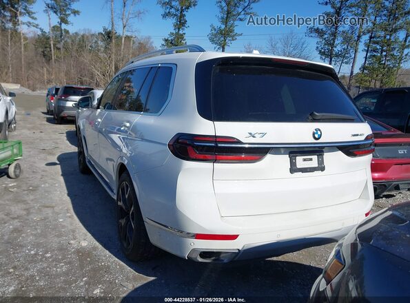 5UX23EM05T9228744 2026 BMW X7 Белый Задняя левая четверть