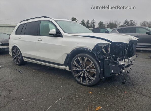 5UX23EM06P9R40346 2023 BMW X7 White Front right