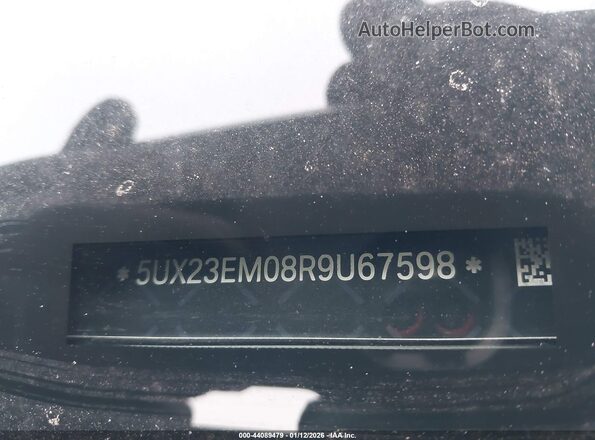 5UX23EM08R9U67598 2024 BMW X7 Black 