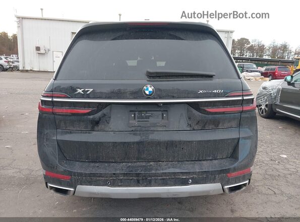 5UX23EM08R9U67598 2024 BMW X7 Black 