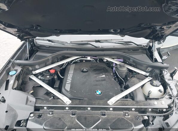 5UX23EM08R9U67598 2024 BMW X7 Black Вид ззаду