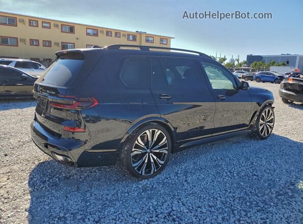 5UX23EM09T9045220 2026 BMW X7 Blue Trasero derecho