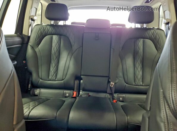 5UX23EM09T9065614 2026 BMW X7 Burgundy Rear interior view