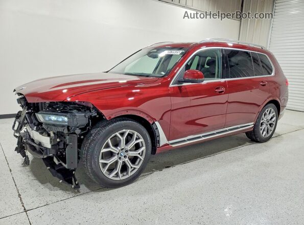 5UX23EM09T9065614 2026 BMW X7 Burgundy Front left