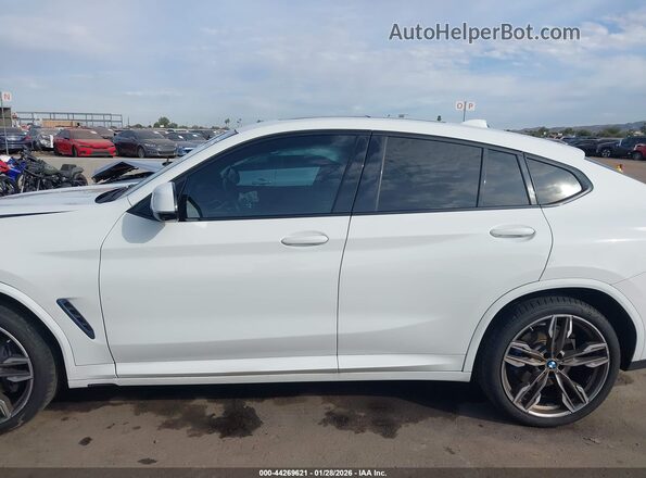 5UX2V5C04M9D93698 2021 BMW X4 Белый Панорамный вид салона 360°