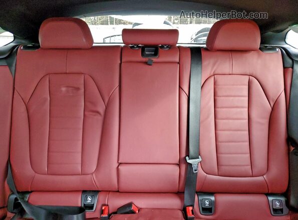 5UX2V5C05M9F33273 2021 BMW X4 Белый Вид задних сидений