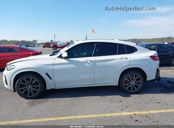 5UX33DT02P9N55057 2023 BMW X4 White Widok wnętrza 360 stopni