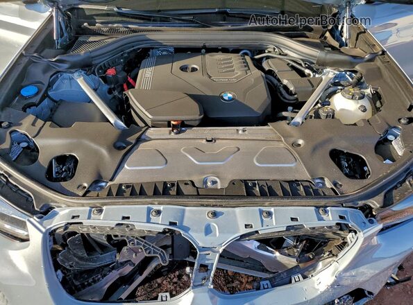 5UX33DT02S9133301 2025 BMW X4 Gray Widok komory silnika