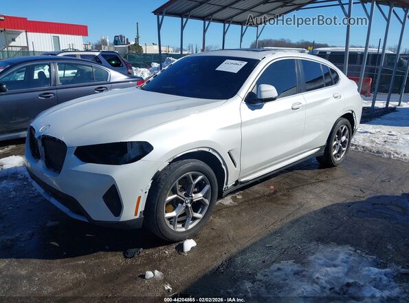 5UX33DT06P9R26351 2023 BMW X4 Белый Передняя левая четверть
