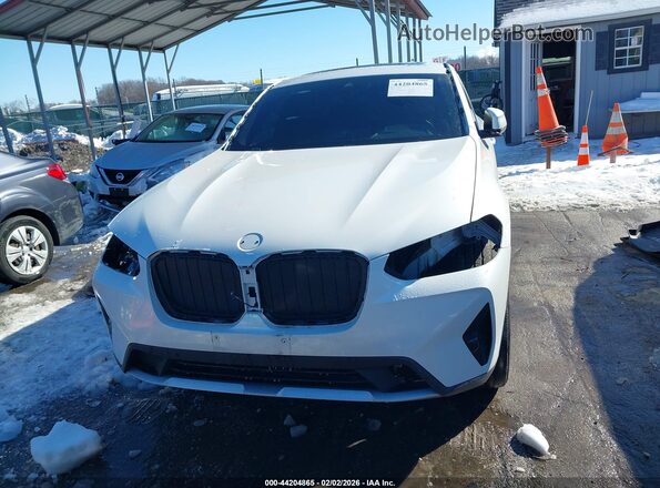 5UX33DT06P9R26351 2023 BMW X4 Белый Вид задней части салона