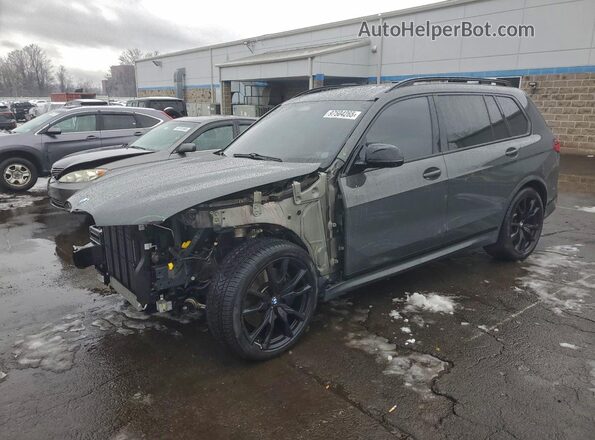 5UX33EM05R9T62618 2024 BMW X7 Серый Передняя левая четверть