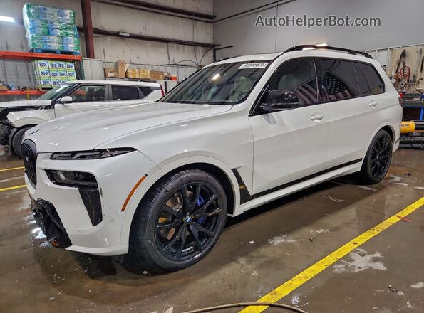 5UX33EM09T9045559 2026 BMW X7 White Przód lewy