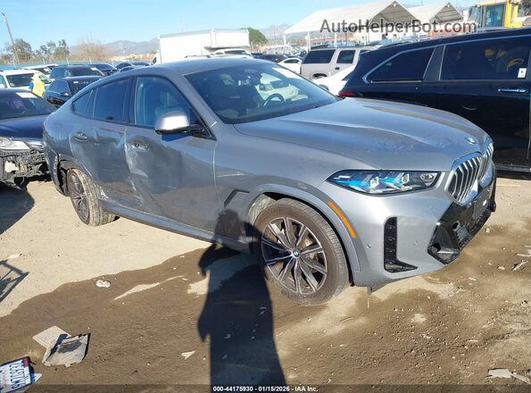 5UX33EX02S9W98230 2025 BMW X6 Gray Przód prawy
