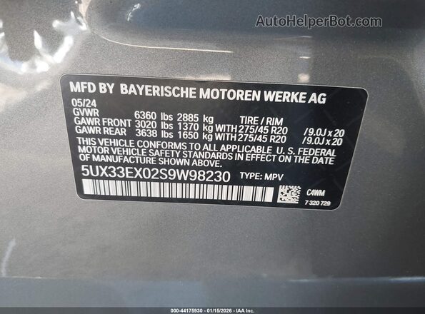 5UX33EX02S9W98230 2025 BMW X6 Gray Widok komory silnika