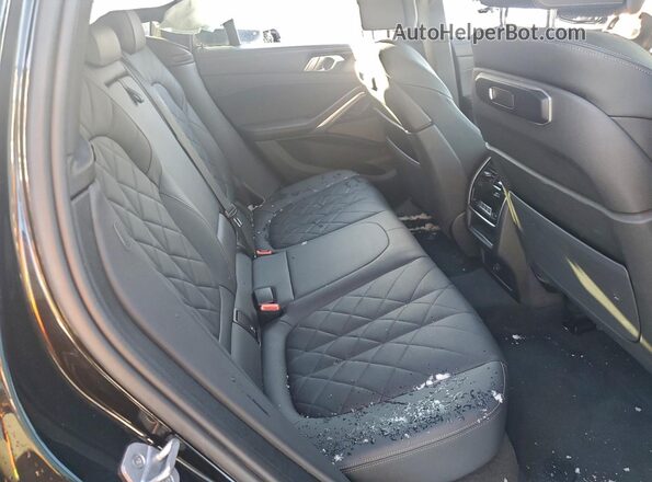 5UX33EX03S9W98284 2025 BMW X6 Черный Вид задней части салона