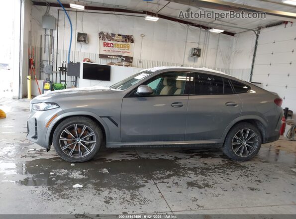 5UX33EX05S9Z55414 2025 BMW X6 Серый Панорамный вид салона 360°