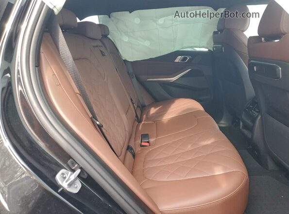 5UX43EU05T9026396 2026 BMW X5 Black Вид задніх сидінь