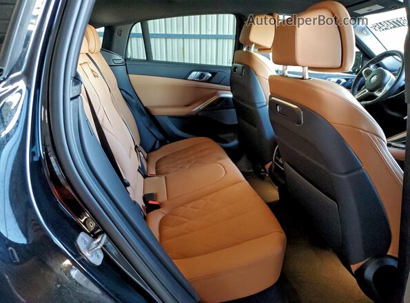 5UX43EX08T9111034 2026 BMW X6 Black Widok wnętrza z tyłu