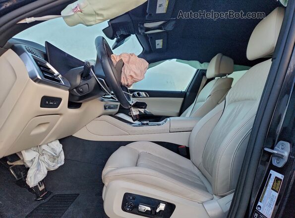5UX43EX09S9Y85775 2025 BMW X6 Черный Вид салона спереди