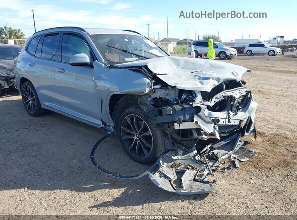 5UX53DP04R9T67727 2024 BMW X3 Серый Передняя правая четверть