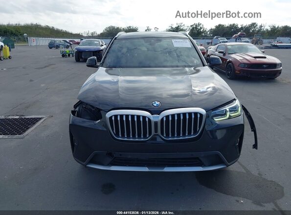 5UX53DP06P9P74025 2023 BMW X3 Black Vista interior trasera
