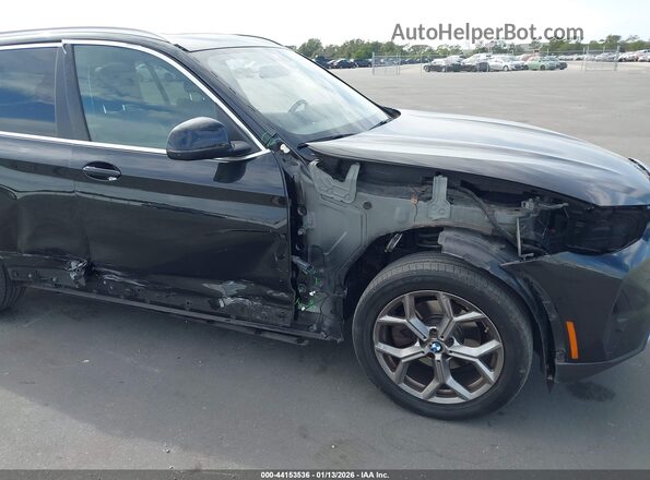 5UX53DP06P9P74025 2023 BMW X3 Black Vista frontal