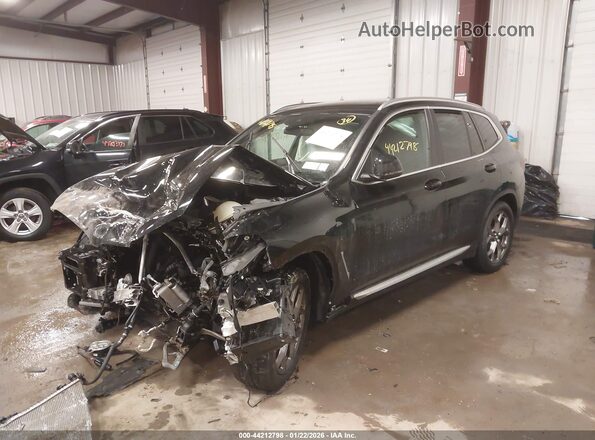 5UX53DP09N9K12438 2022 BMW X3 Black Przód lewy